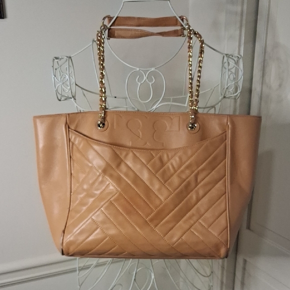Tory Burch Quilted Tote - Picture 3 of 16